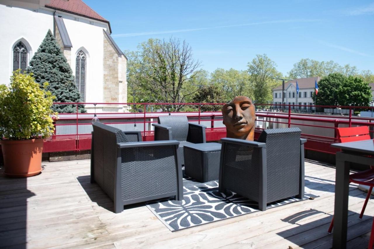Oural Annecy Rent Lodge Bagian luar foto