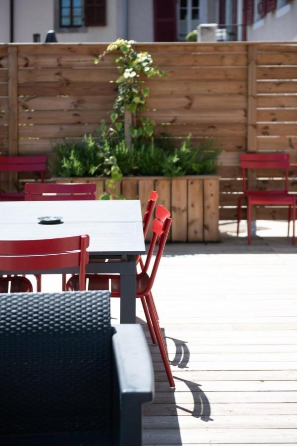 Oural Annecy Rent Lodge Bagian luar foto